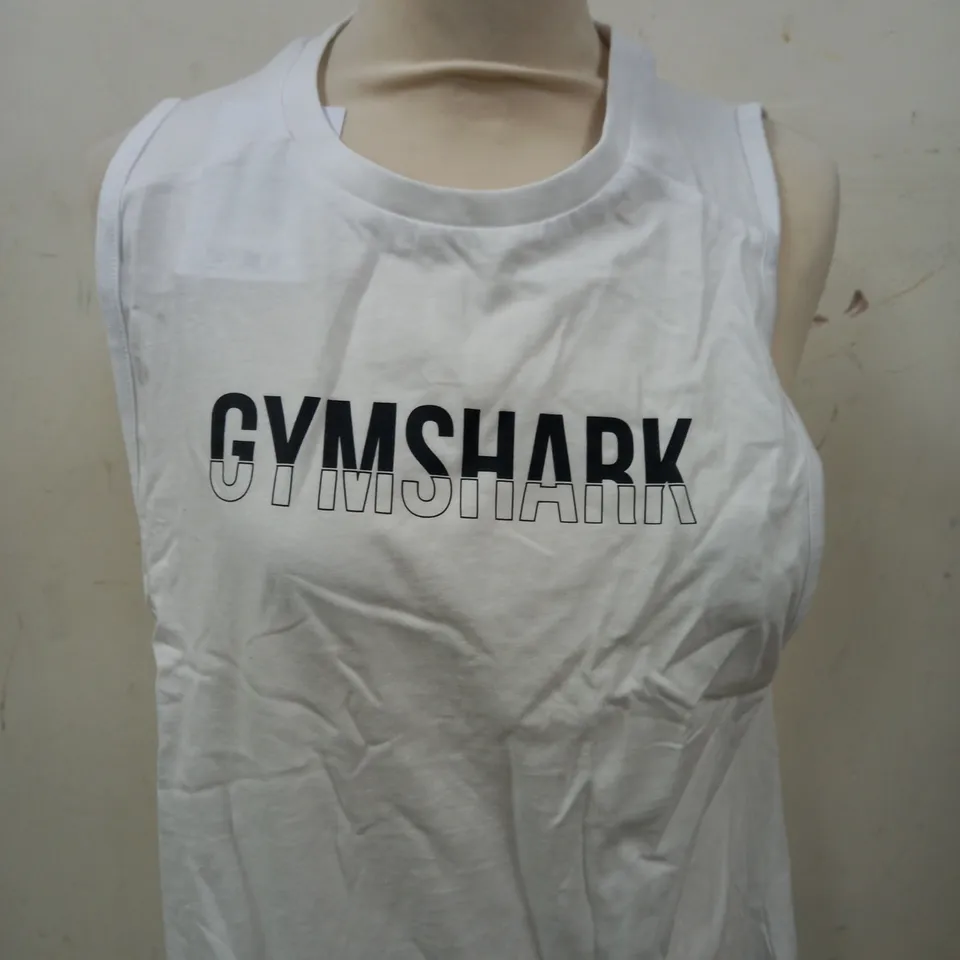 GYMSHARK FRACTION TANK IN WHITE - MEDIUM