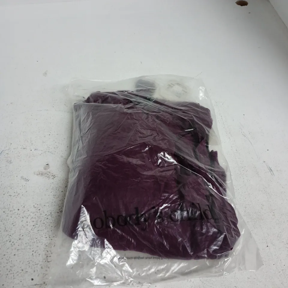 NOBODYS CHILD PURPLE WOMEN'S FORMAL GOWN – WEDDING & FORMAL OCCASION 