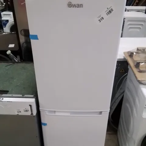 SWAN SR15690W 48CM WIDE, 144CM HIGH, 50/50 SPLIT COMPACT FRIDGE FREEZER - WHITE