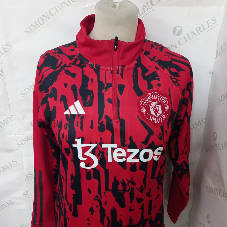 MANCHESTER UNITED 1/4 ZIP TRAINING TOP SIZE 12