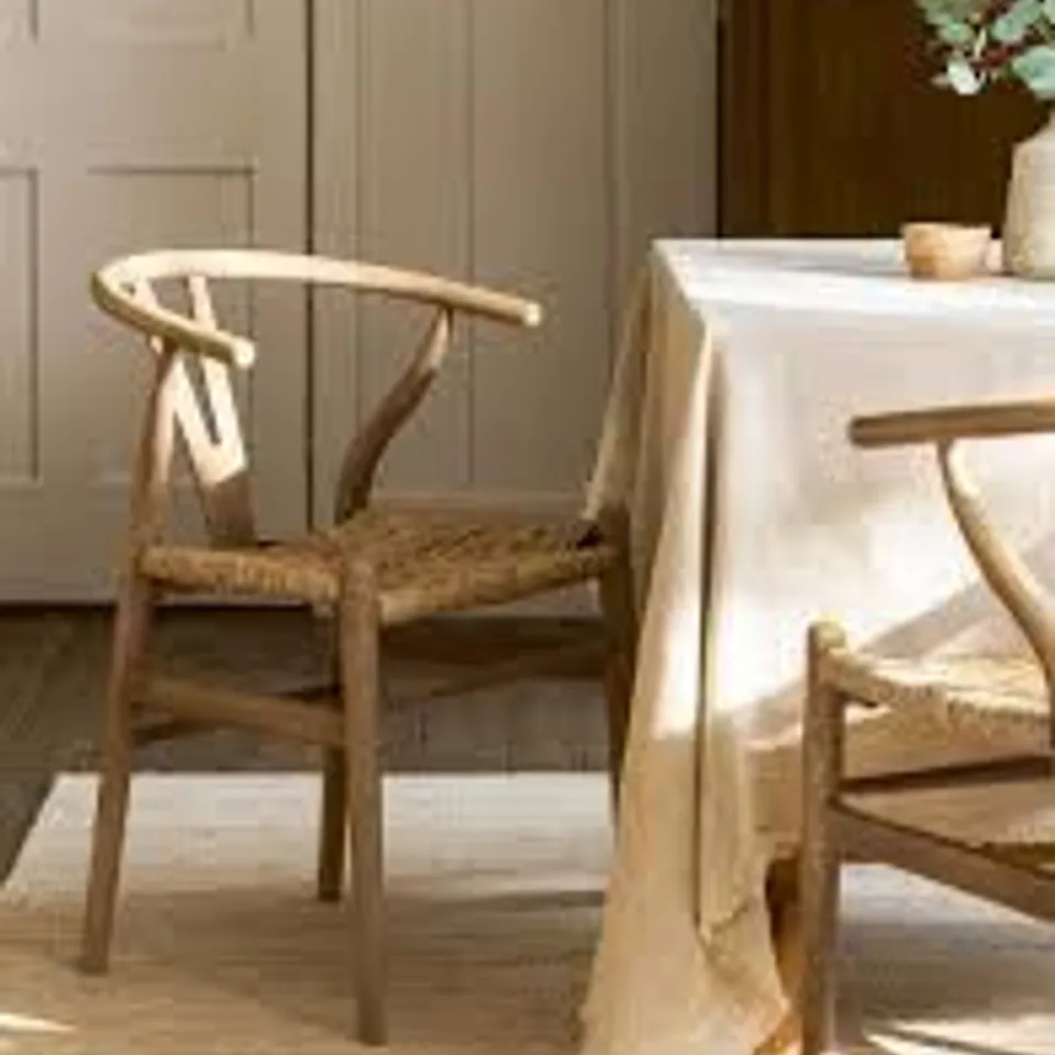 BOXED CHILTHORNE WISHBONE DINING CHAIR SET OF 2 LIME WASH ASH
