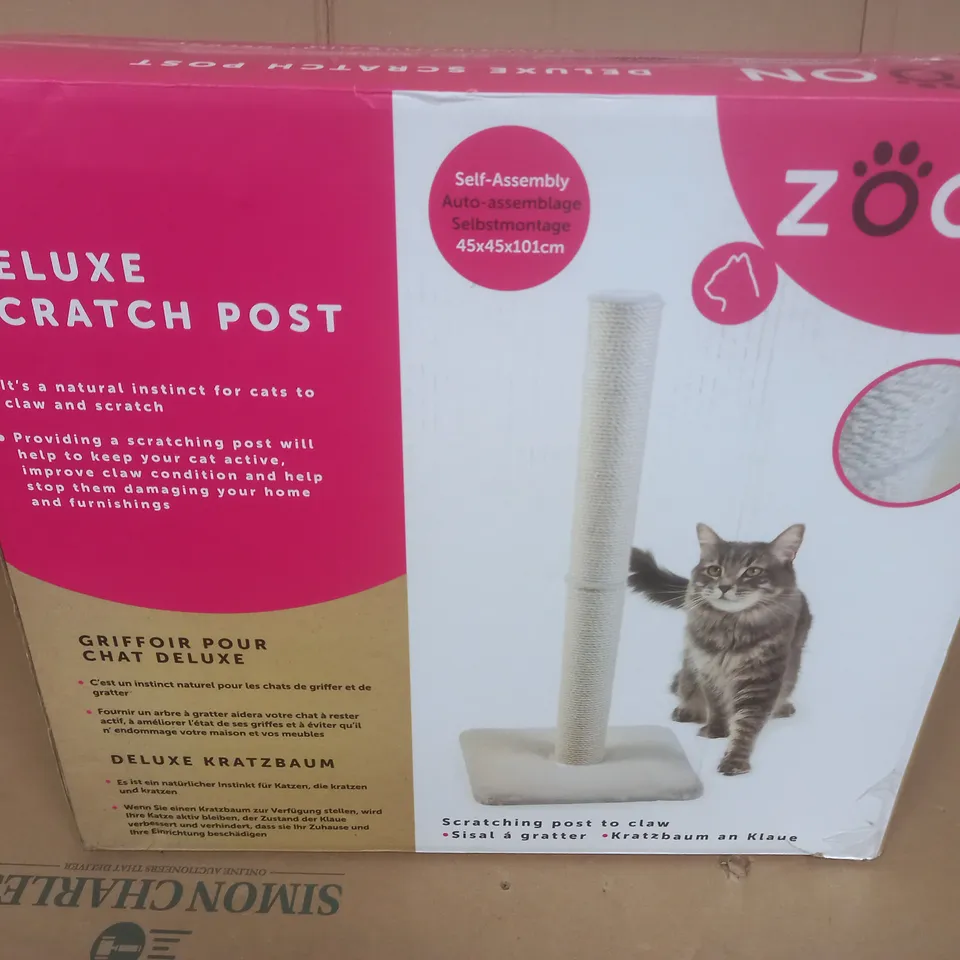 BOXED ZOON DELUXE SCRATCH POST