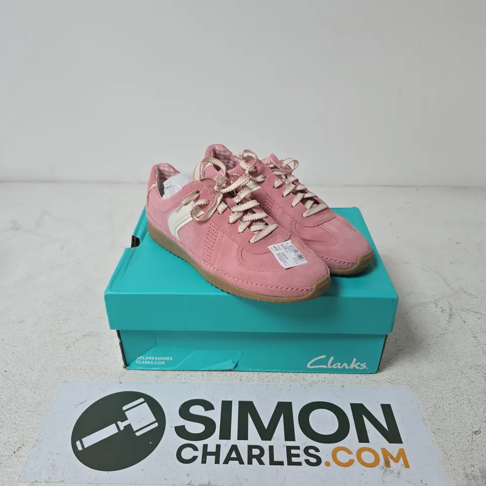 CLARKS MERIDOR LO TRAINER - 5