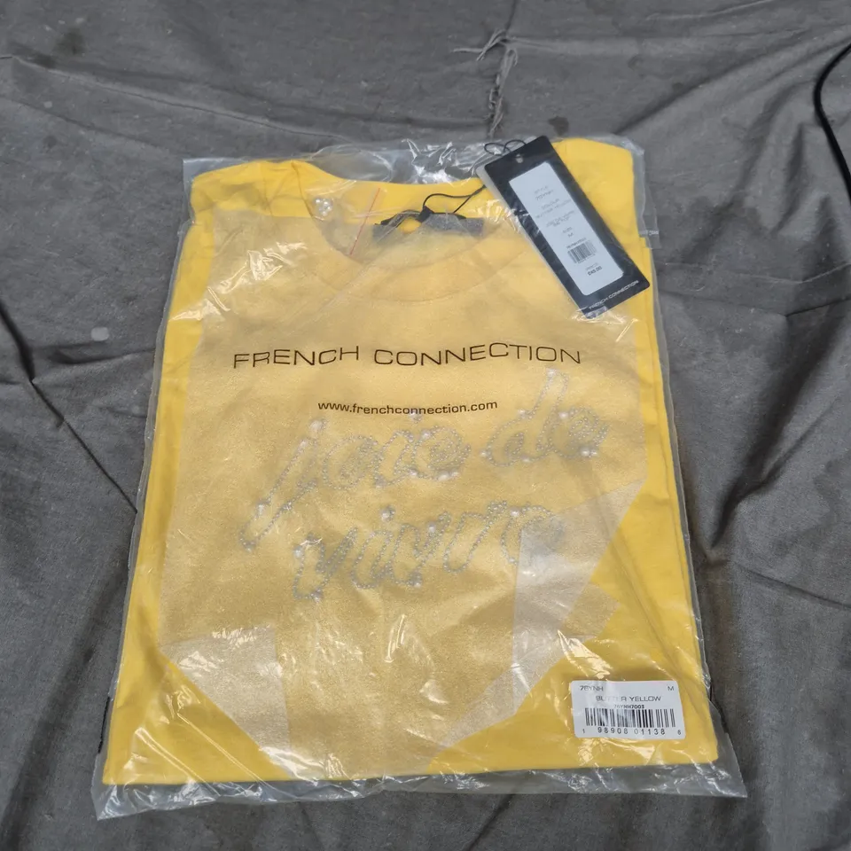 FRENCH CONNECTION JOIE DE VIVRE SS TOP – BUTTER YELLOW, SIZE M