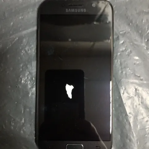 SAMSUNG GALAXY A5 (SM-A520F)