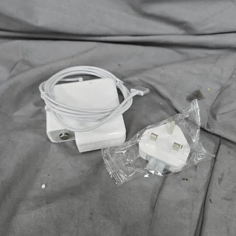 30 X 85W MAGSAFE 2 REPLACEMENT POWER ADAPTERS