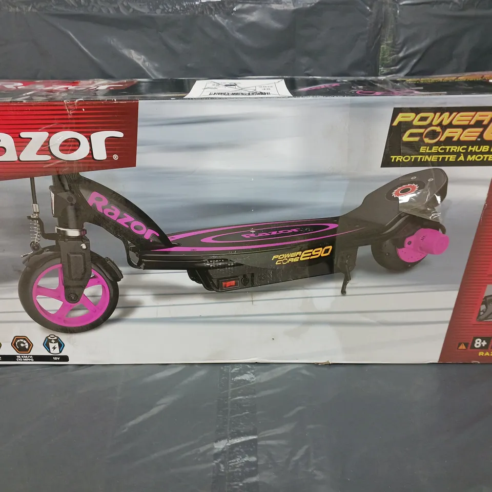 RAZOR POWERCORE E90 SCOOTER  RRP £179.99