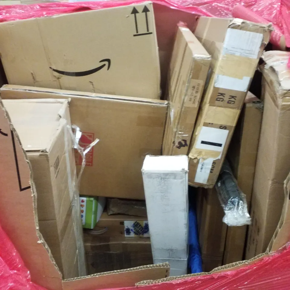PALLET CONTAINING ASSORTED PRODUCTS INCLUDING WALL MIRROR, WOOD KITCHEN TOY SET, 24" MONITOR, BUBBLE WAND & UMBRELLA