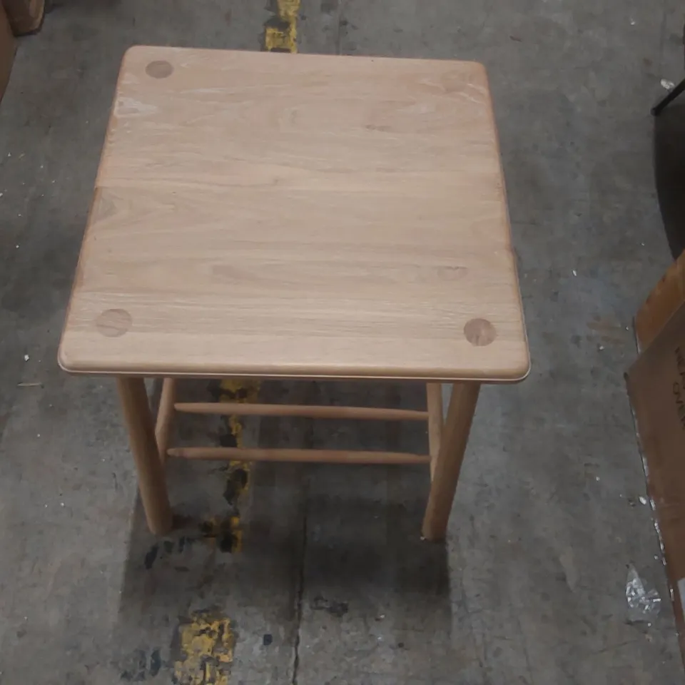 DESIGNER WOODEN SIDE TABLE