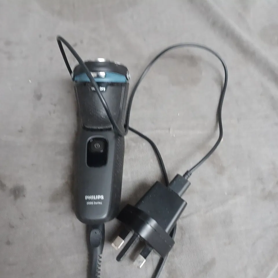 PHILIPS 3000 SERIES SHAVER