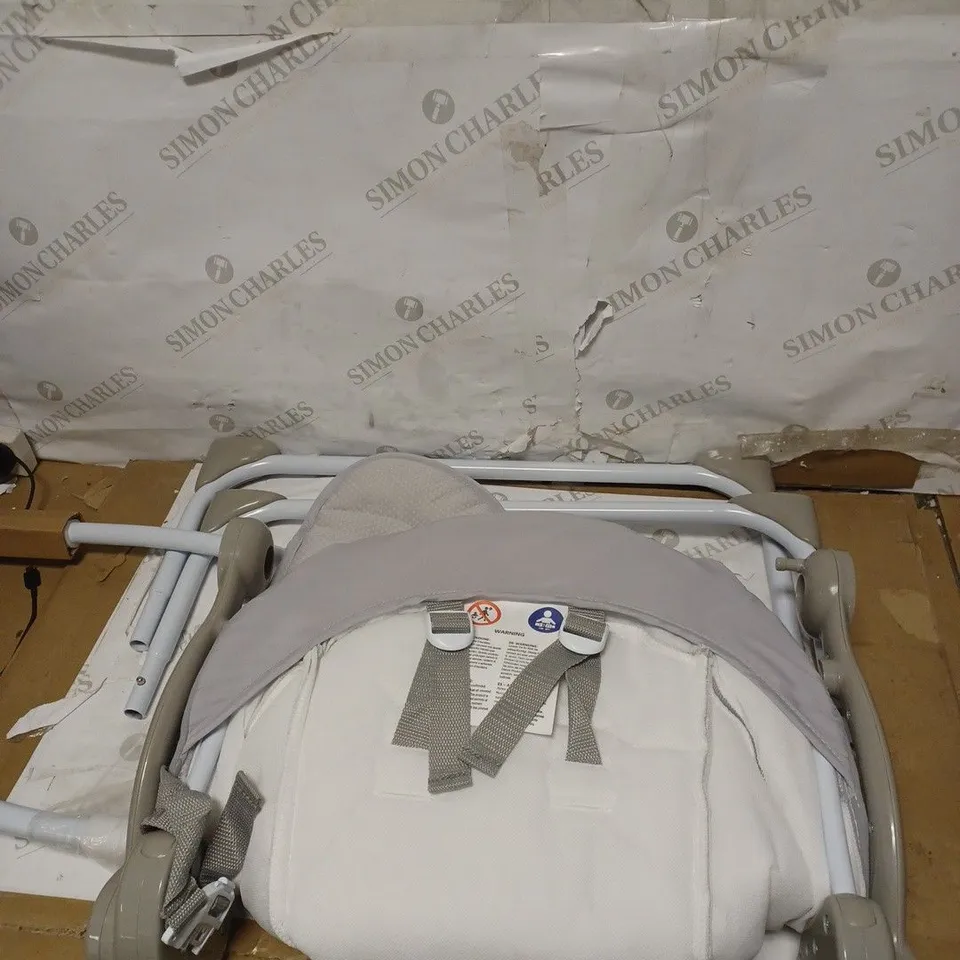 CHICCO BABY SEATED PLAY CHAIR 