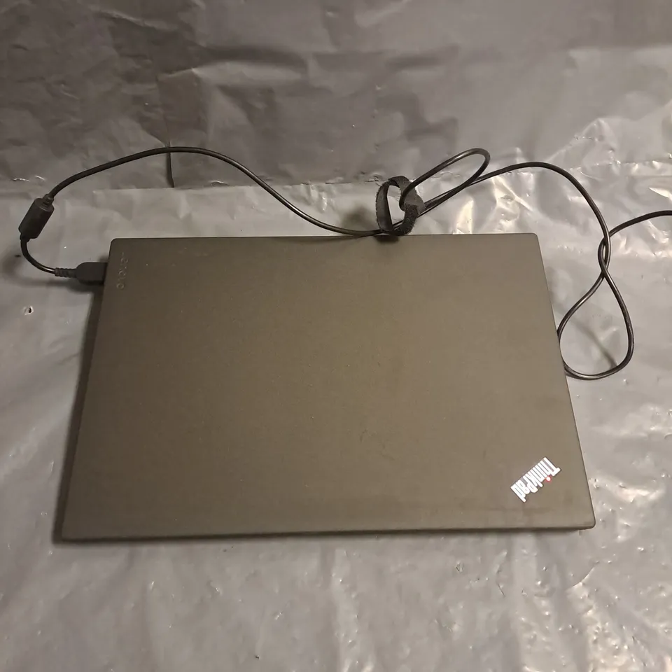 LENOVO THINKPAD X260 I5 6TH GEN 8GB RAM 256GB SSD WINDOWS 10 CHARGER INCLUDED