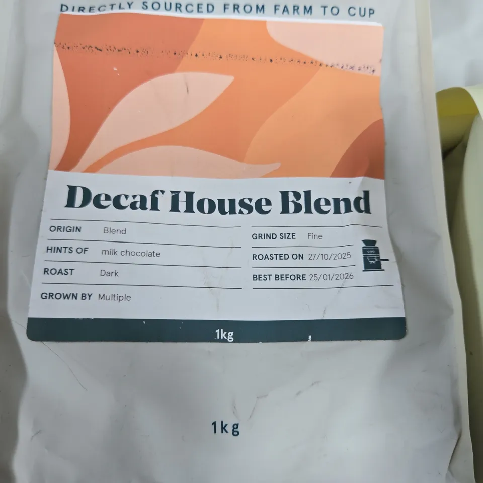 LOT OF 6 ASSORTED COFFEE ITEMS TO INCLUDE PACT AND NESCAFE