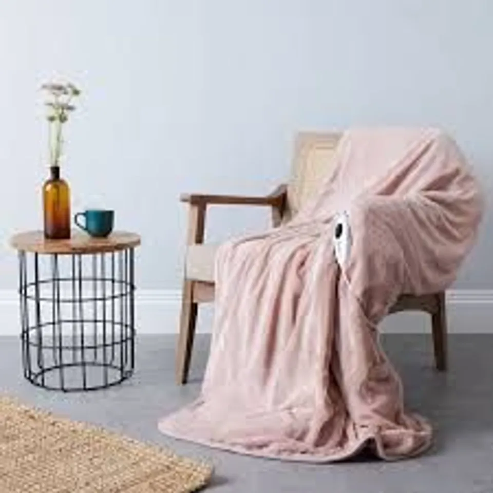 COZEE HOME FAMILY SIZED FAUX FUR & VELVETSOFT HEATEDTHROW W/ 9 HEAT SETTINGS IN PINK