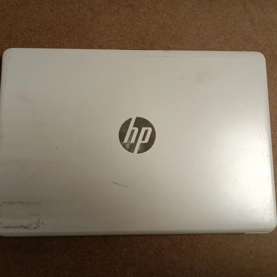 HP STREAM 11-AK0XXX