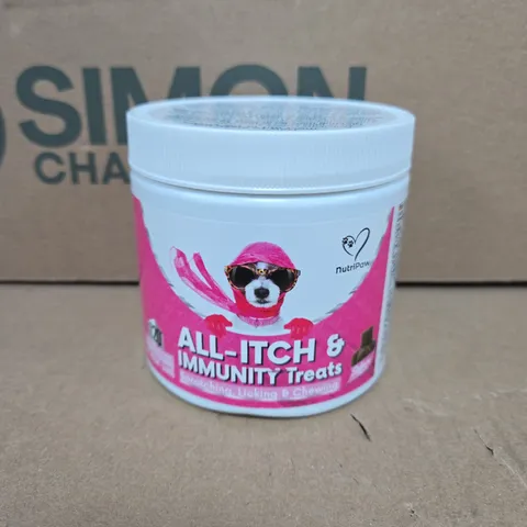 NUTRIPAW ALL-ITCH & IMMUNITY TREATS SALMON FLAVOUR (300G - 120 CHEWS)