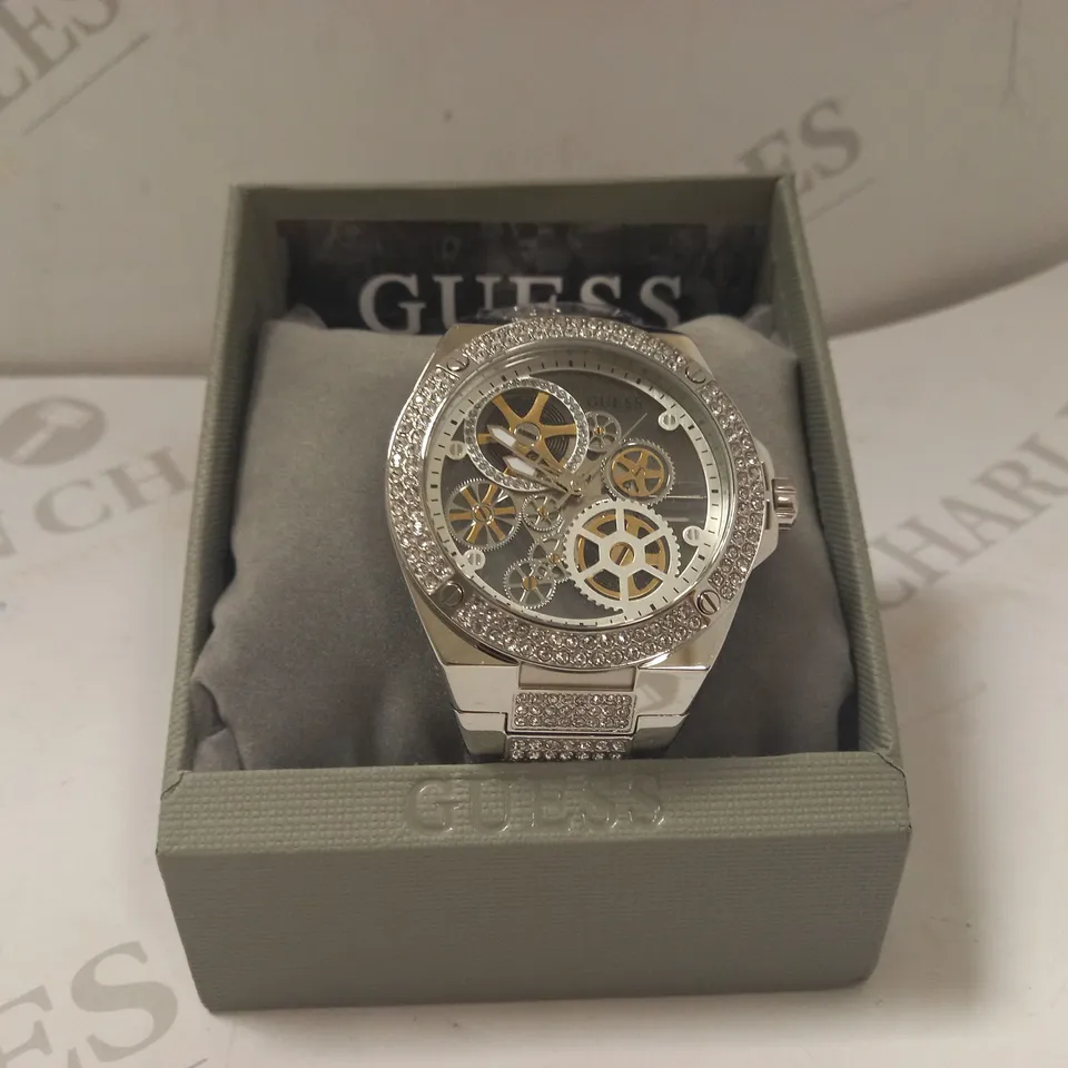 GUESS BIG REVEAL STAINLESS STEEL MENS WATCH RRP £249