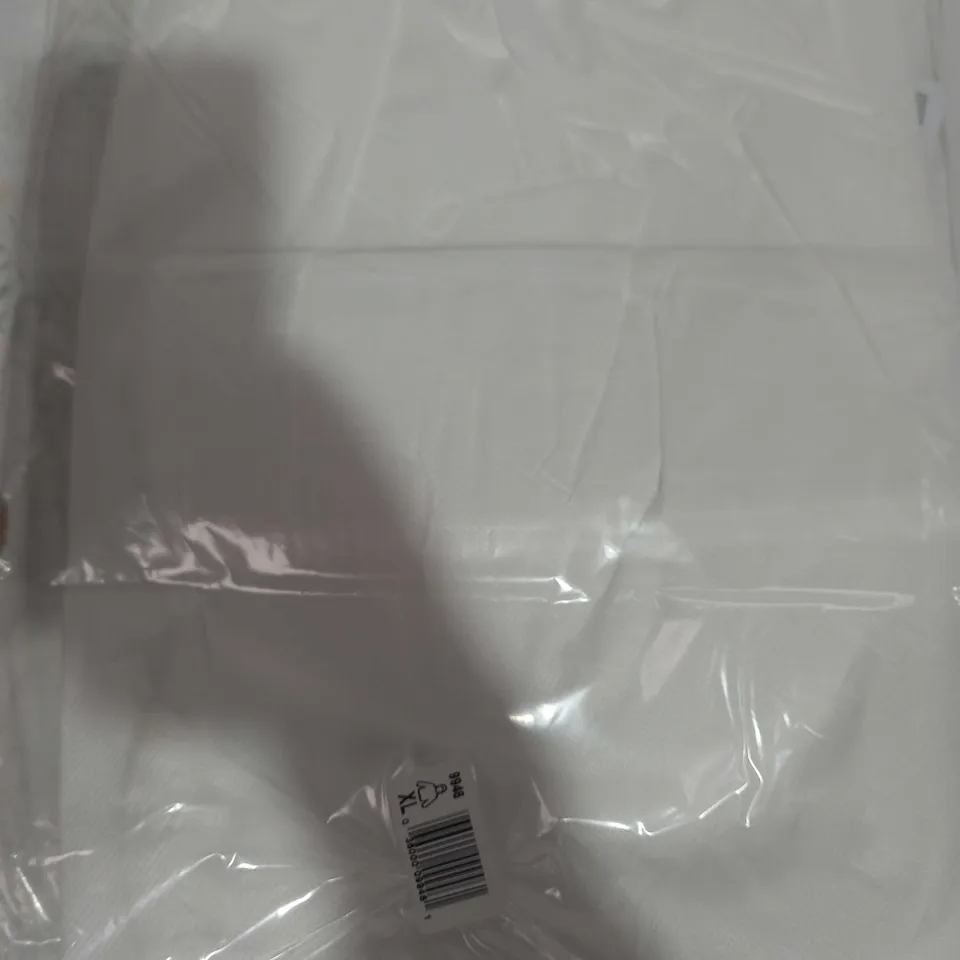 BRAND NEW KLEENGUARD BREATHABLE SPLASH & PARTICLE PROTECTION JACKET IN WHITE SIZE XL