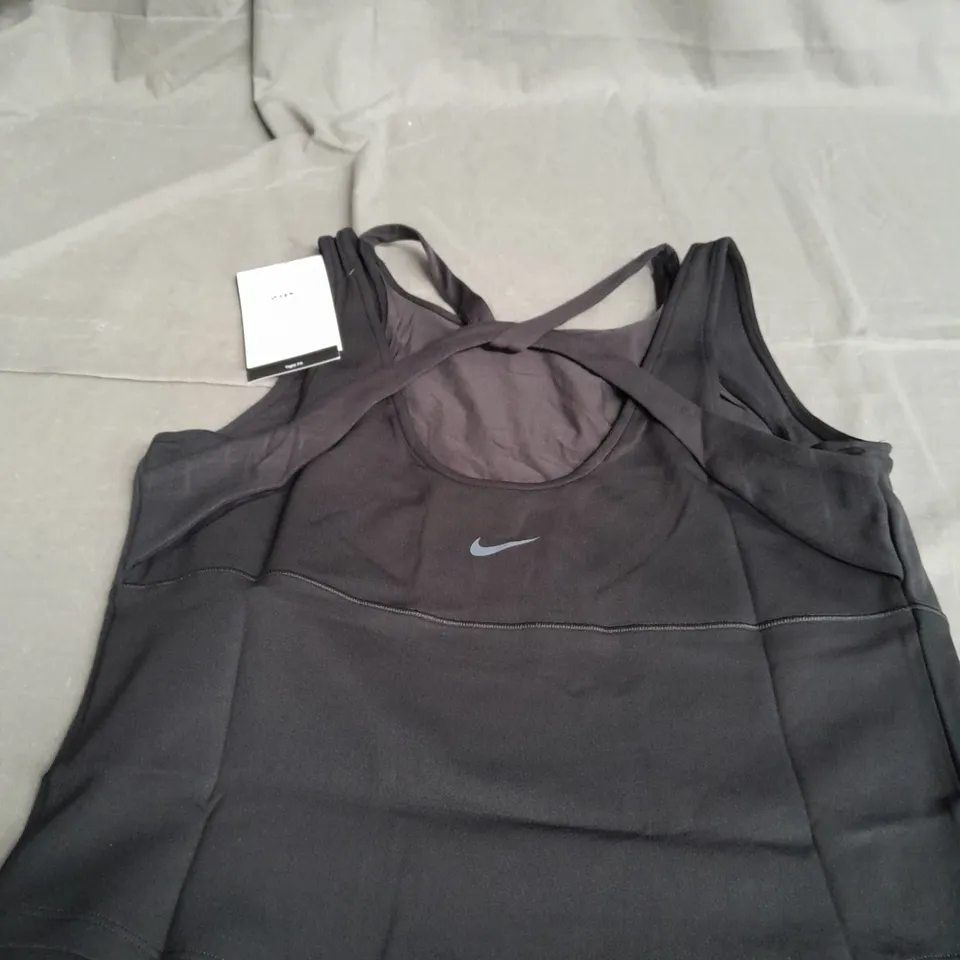NIKE YOGA SPORTS TOP SIZE L