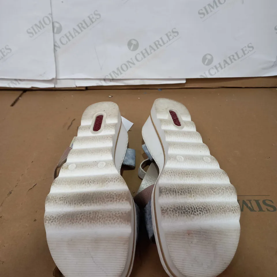 RIEKER BLUE WEDGED SANDALS SIZE 40