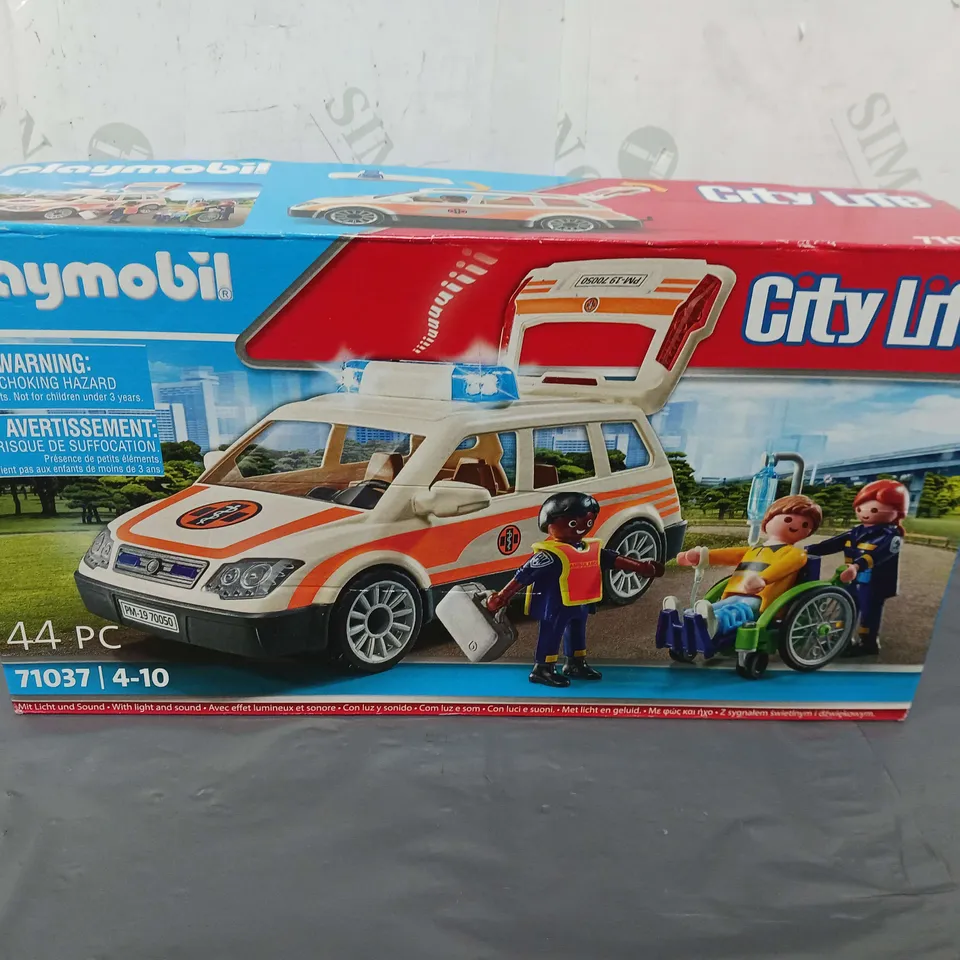 PLAYMOBIL CITY LIFE - 71037