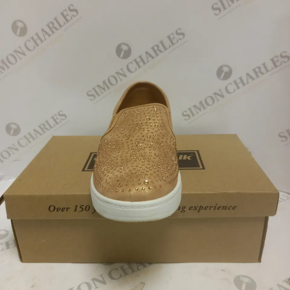 BOXED PAIR OF CUSHION WALK DIAMANTE SLIP ON SHOES IN ROSE GOLD - SIZE 7