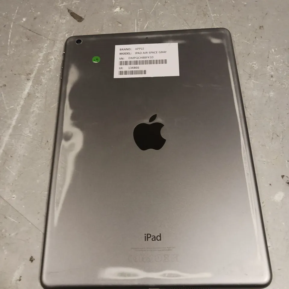 APPLE IPAD AIR SPACE GREY - MODEL A1474 