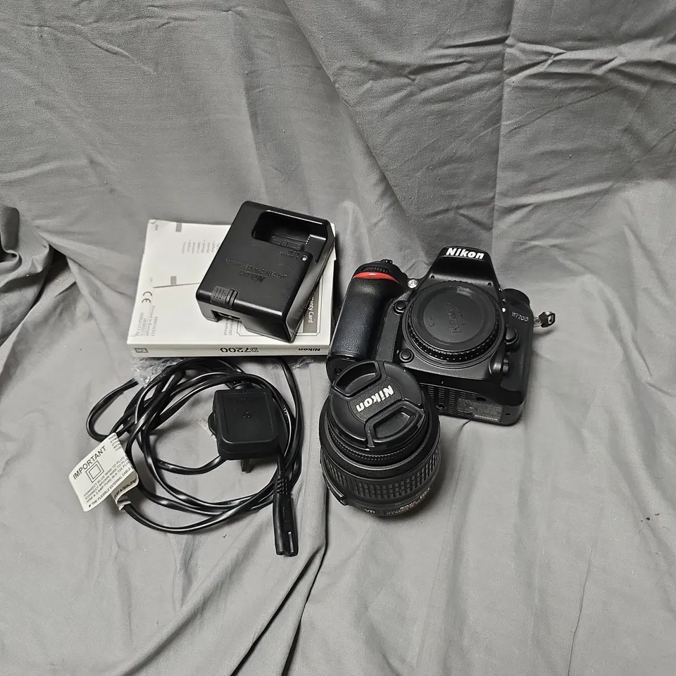 NIKON DSLR D7200 CAMERA WITH 18-55MM KIT LENS – INCLUDES CHARGER & MANUAL 
