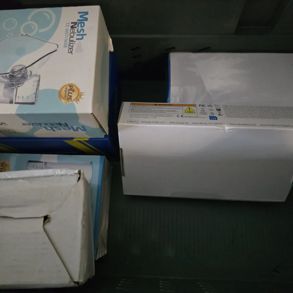 APPROXIMATELY 9 ASSORTED ITEMS TO INCLUDE -  WAVLINK USB-A TO SATA III CONVERTER , MESH NEBULIZER , SWAN RETRO FAN ETC