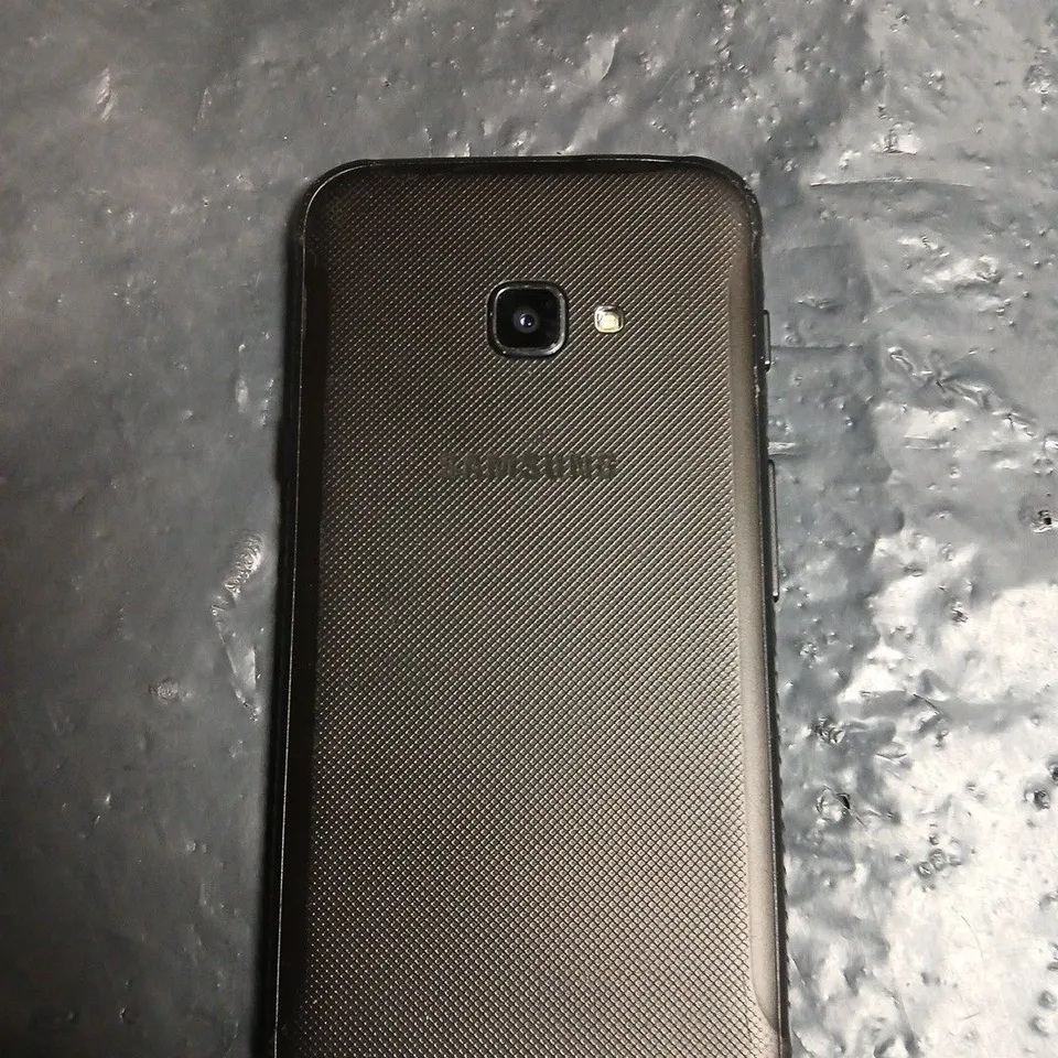 SAMSUNG GALAXY SMARTPHONE – BLACK, MODEL UNSPECIFIED