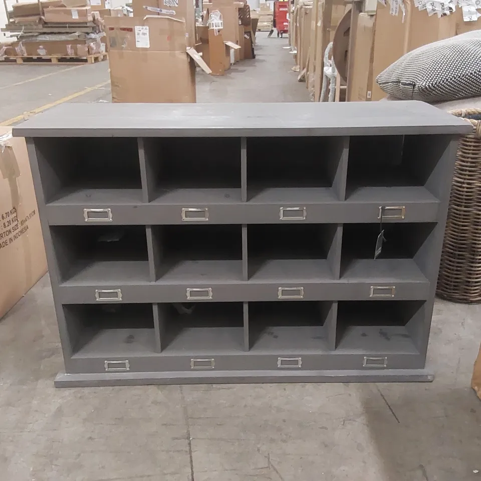 CHEDWORTH 12 SHOE LOCKER SPRUCE - CHARCOAL 