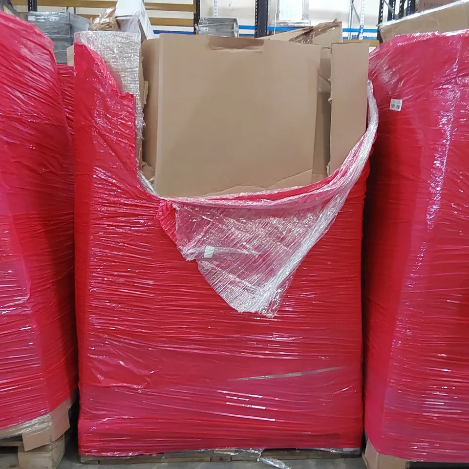 PALLET OF ASSORTED CONSUMER PRODUCTS TO INCLUDE: TELESCOPIC LADDER, RETRACTABLE SAFETY GATES, POP UP DOG CRATE, PLAY PEN ECT