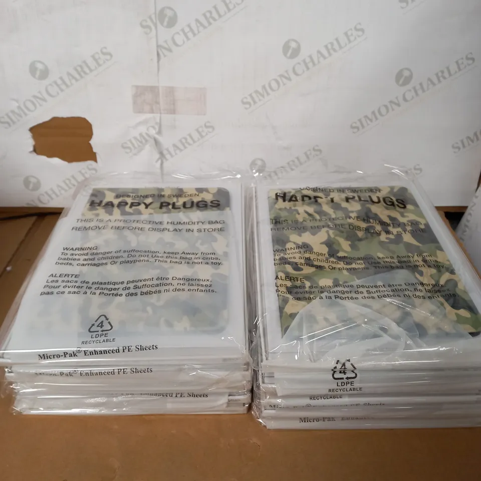 LOT OF 10 HAPPY PLUGS IPAD AIR BOOK CASES - CAMO