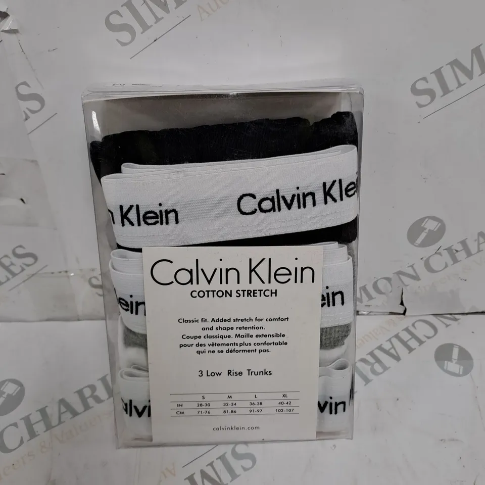 SET OF 3 CALVIN KLEIN BOXERS MEDIUM - BLACK/WHITE/GREY 