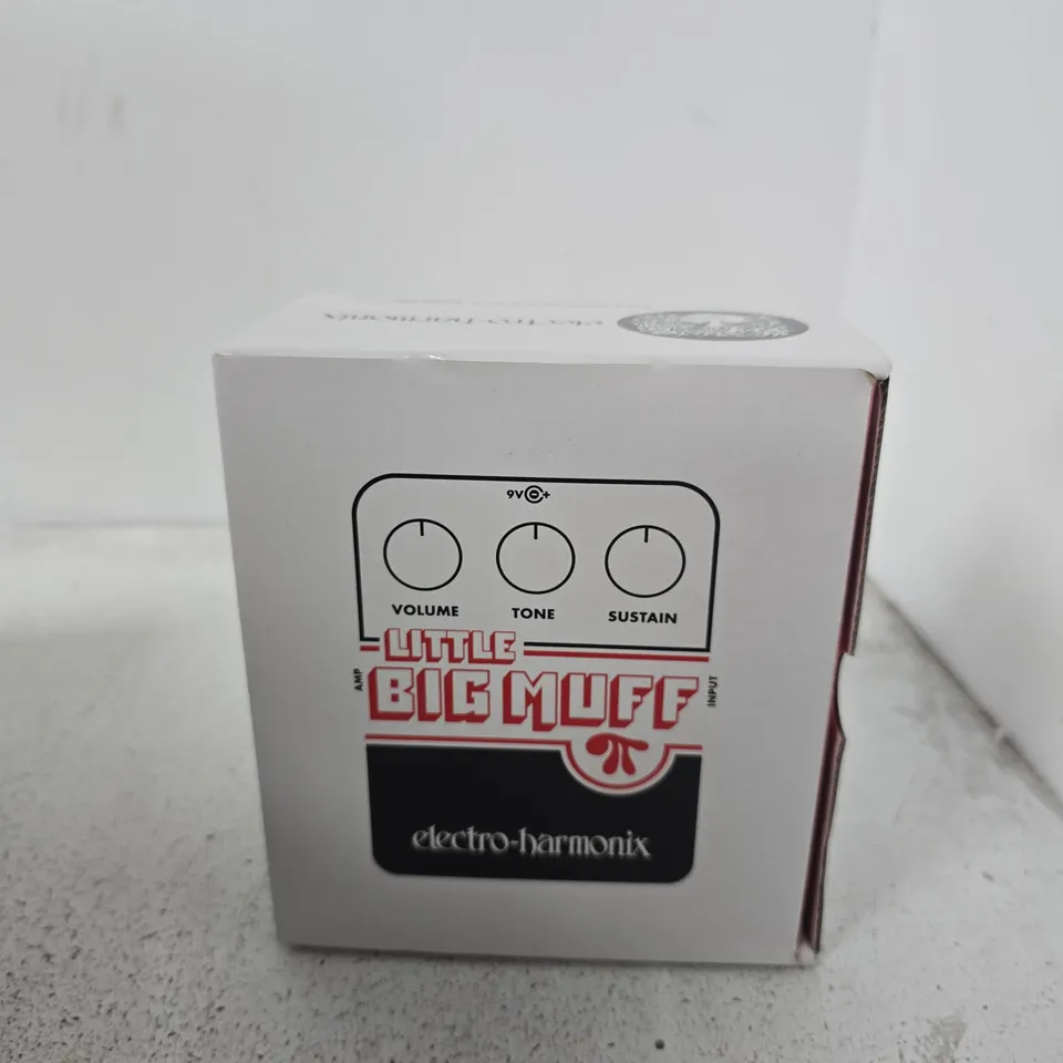 BOXED ELECTRO HARMONIX LITTLE BIG MUFF FUZZ PEDAL