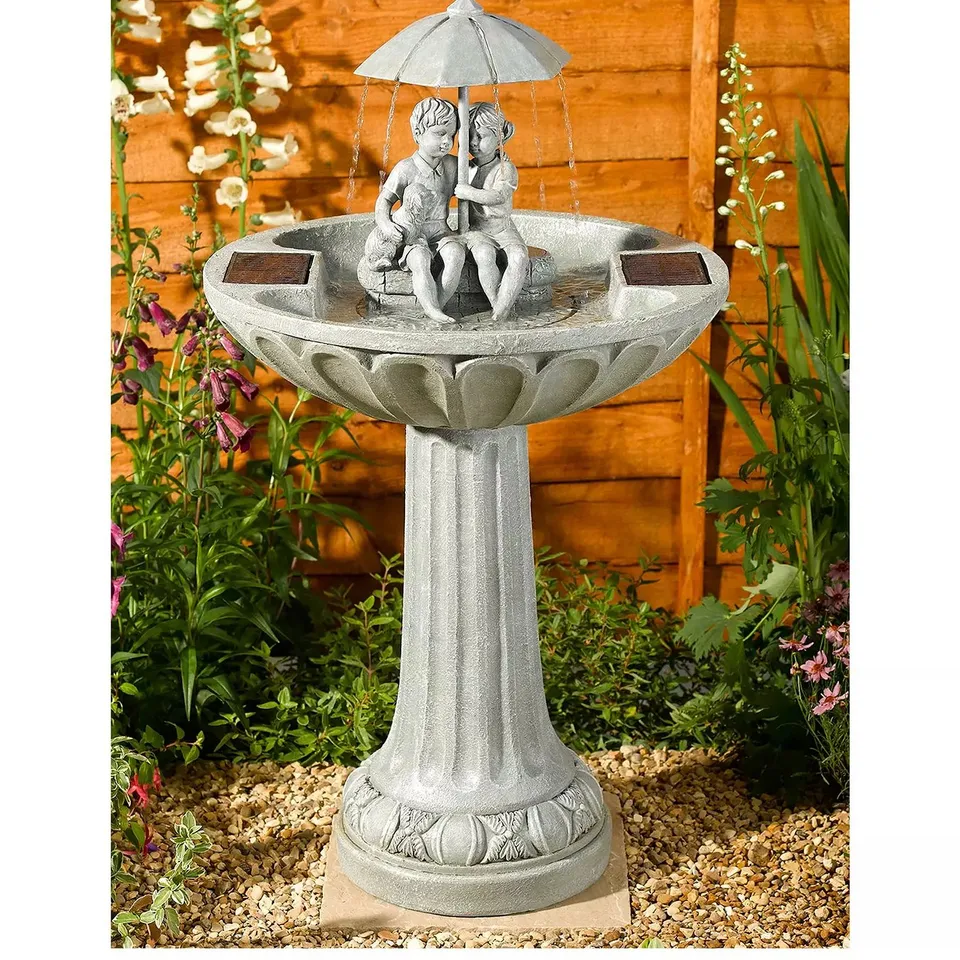 SMART SOLAR UMBRELLA SOLAR ON DEMAND WATER FEATURE