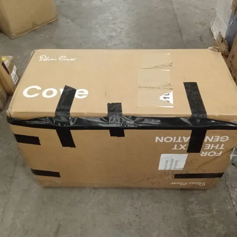BOXED SILVER CROSS COVE STROLLER (1 BOX)