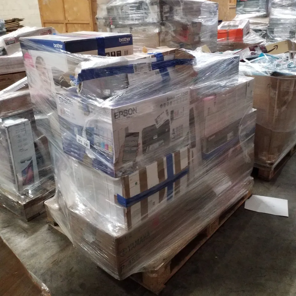 PALLET OF APPROXIMATELY 13 UNPROCESSED RAW RETURN ELECTRICAL GOODS TO INCLUDE;