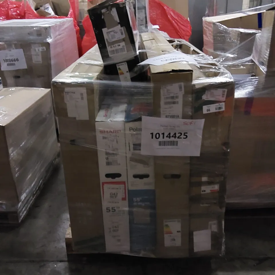 PALLET OF APPROXIMATELY 5 ASSORTED TELEVISIONS TO INCLUDE 