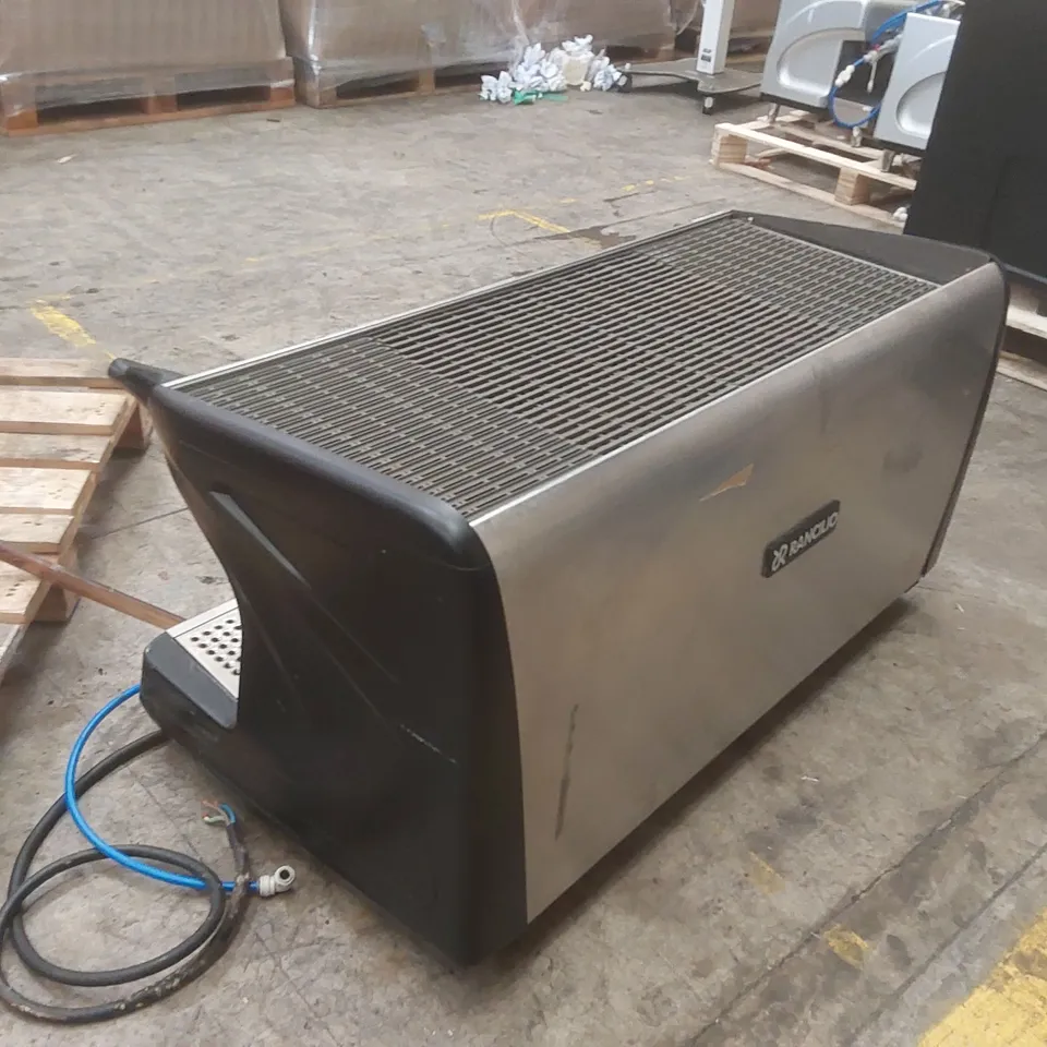 RANCILIO CLASSE 7 COMMERCIAL 3 GROUP COFFEE MACHINE