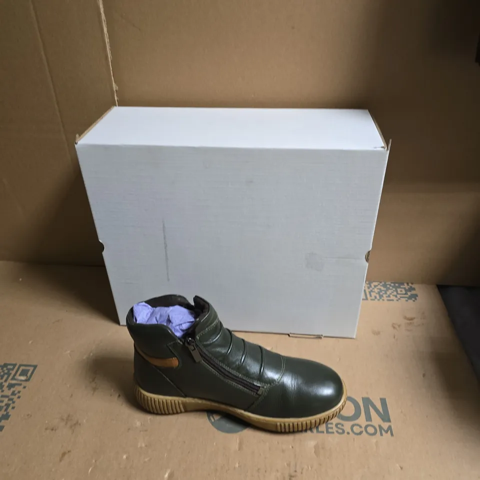 LOTUS GREEN LEATHER ANKLE BOOT WITH SIDE ZIP - UK SIZE 3