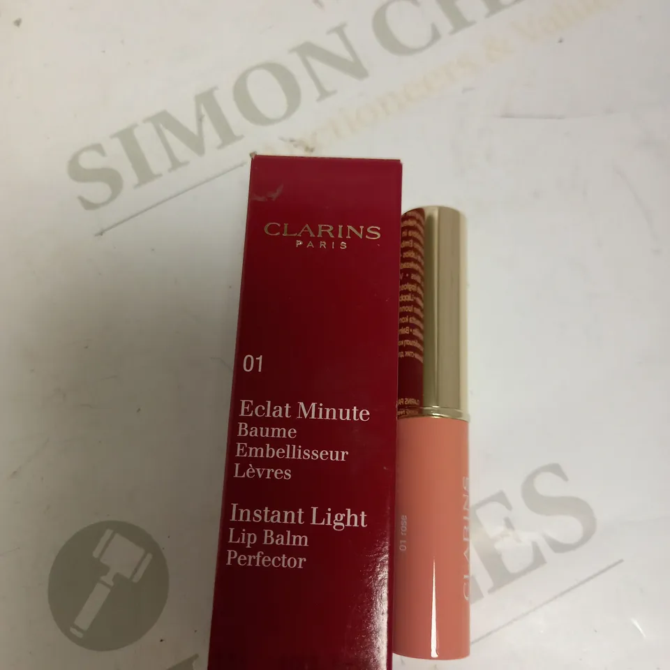 CLARINS INSTANT LIGHT LIP BALM SHADE 01