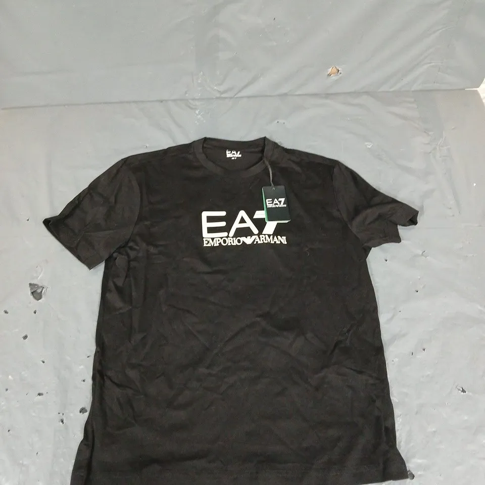 EMPORIO ARMANI TRAIN VISIBILITY CREW IN BLACK - SMALL