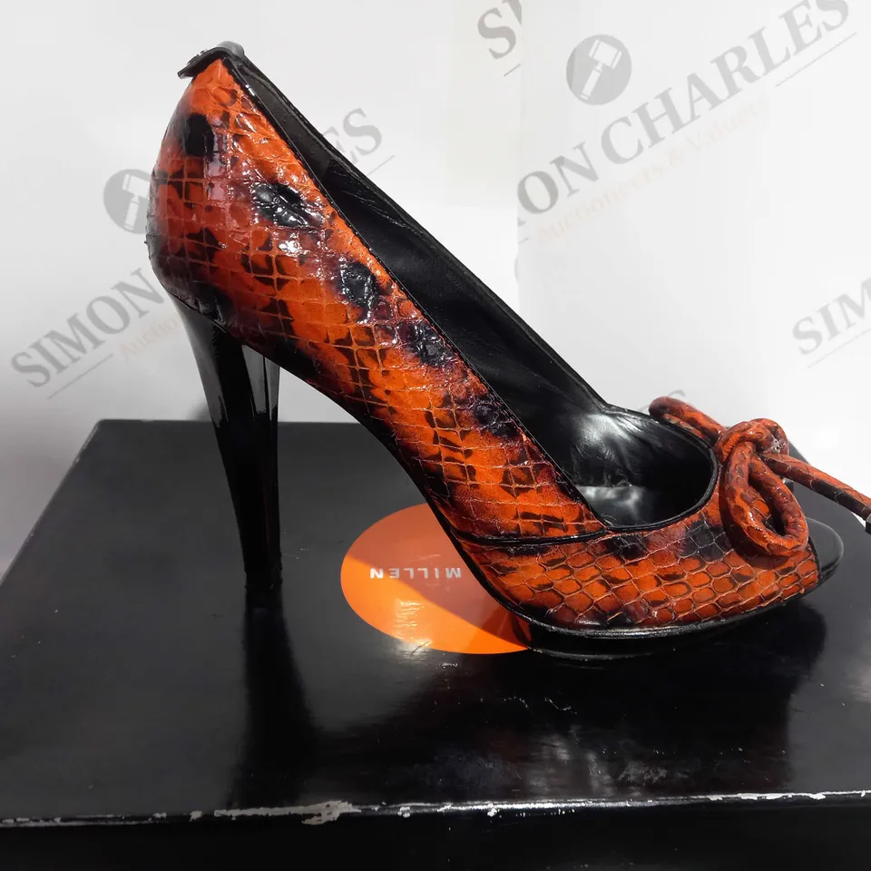 BOXED PAIR OF KAREN MILLEN ORANGE SHOES SIZE EU 37.5