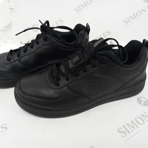 SKETCHERS AIR COOLED BLACK TRAINERS - UK 7