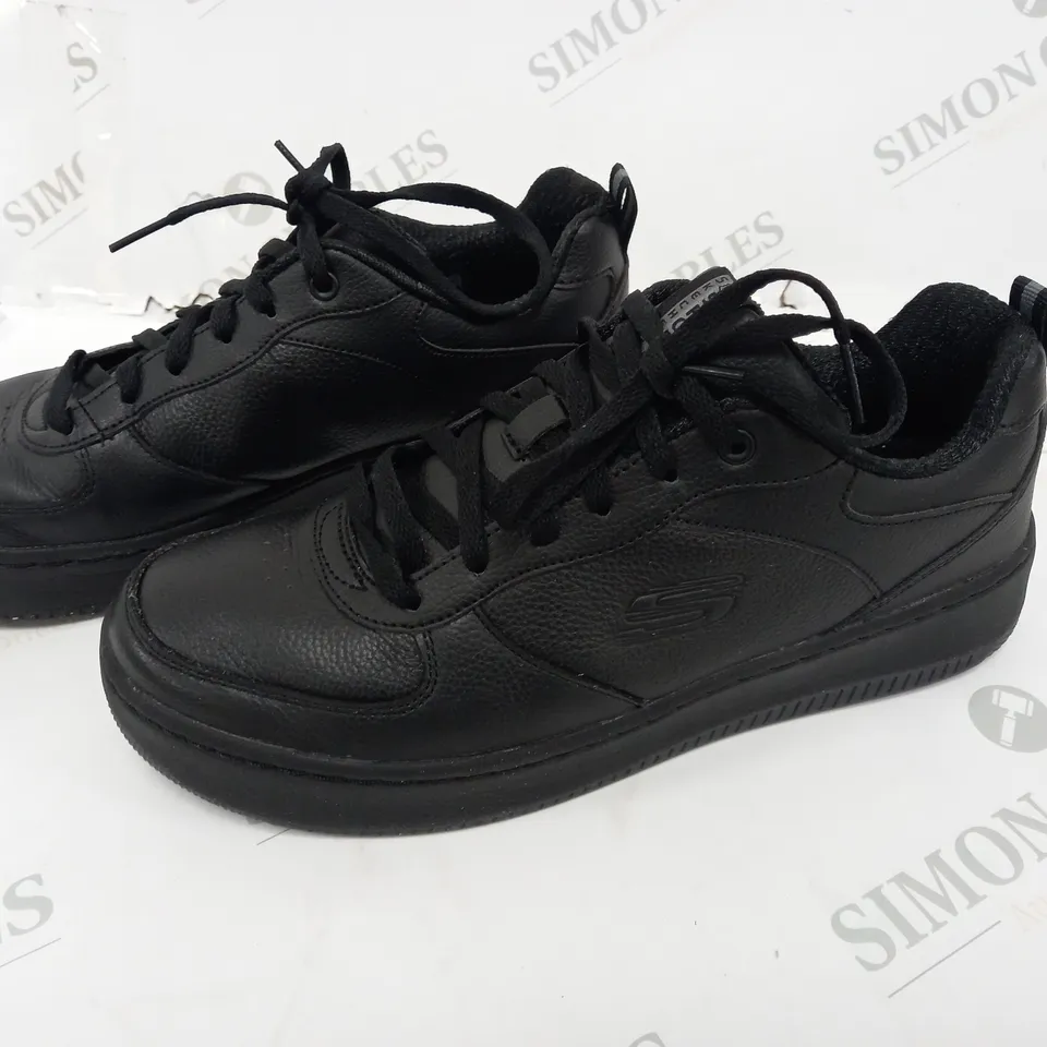 SKETCHERS AIR COOLED BLACK TRAINERS - UK 7