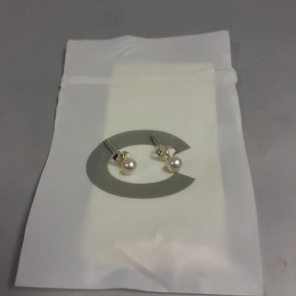 CERNUCCI 4MM FRESHWATER PEARL ROUND EARRINGS 