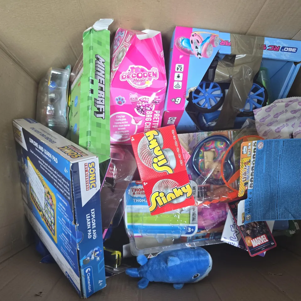 APPROXIMATELY 10 ASSORTED TOYS & GAMES PRODUCTS TO INCLUDE SONIC EXPLORE AND LEARN PAD, BARBIE PUPPY POOL PARTY, HOT WHEELS COUPE CLIP, ETC