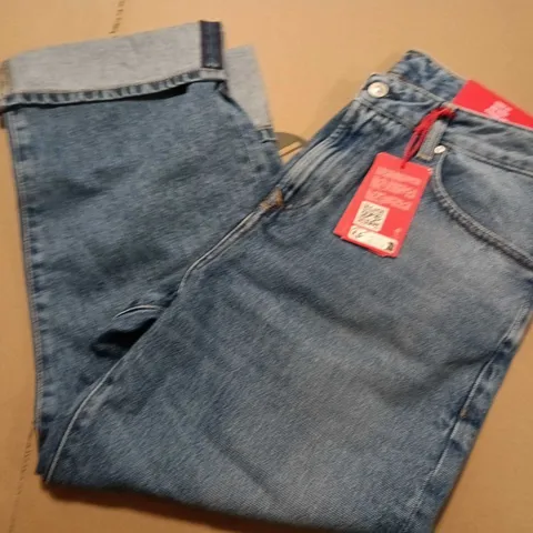 DIESEL 1999 LOOSE FIT MID WAIST JEANS IN BLUE DENIM - W28/L30