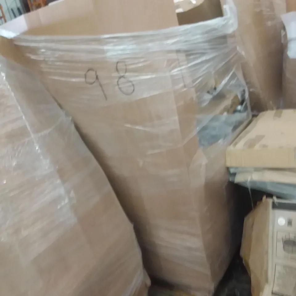 PALLET OF ASSORTED ITEMS INCLUDING ANGELSHIELD TOILET SEAT, AMORPHOUS BACK LIT LED MIRROR, KITCHEN FAUCET, HOMIDEC,  PET STAIRS, NESPRESSO VERTU NEXT